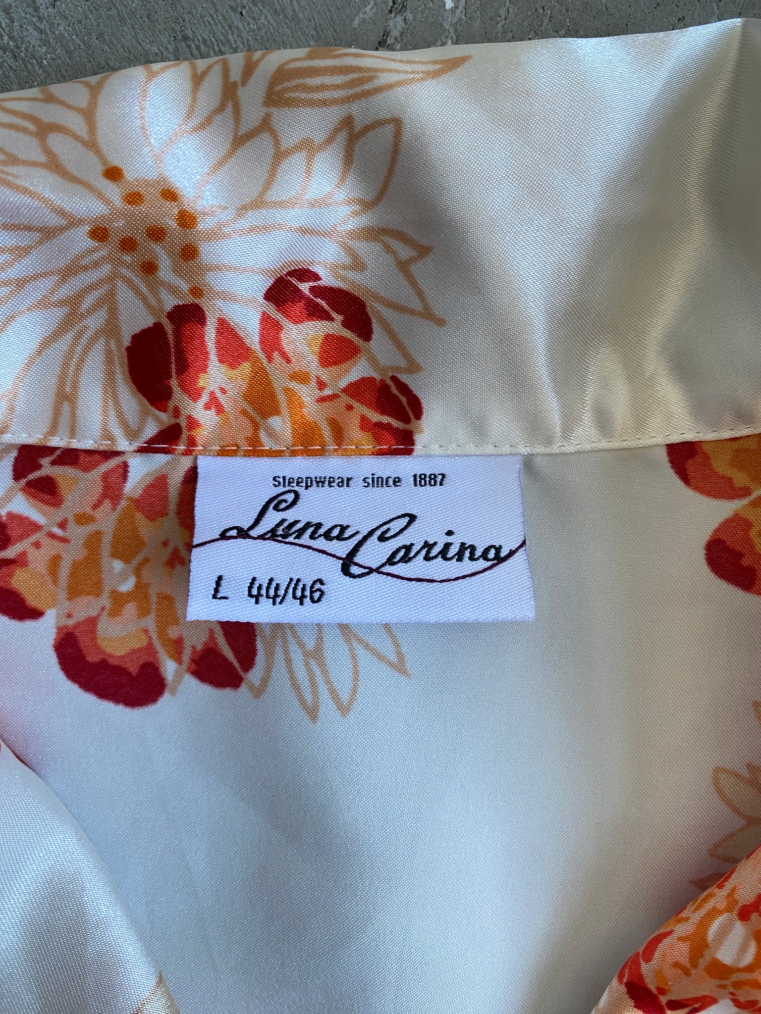 Vintage Luna Carina Floral Sleep Button Down Top (L)