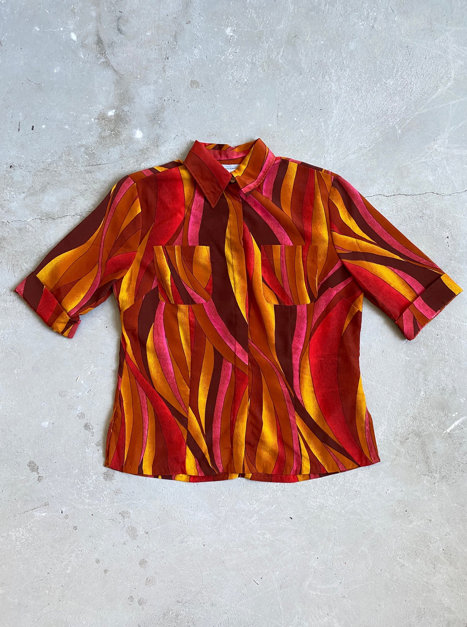 70's Inspired Red, Yellow, and Orange Printed Button Down (M)