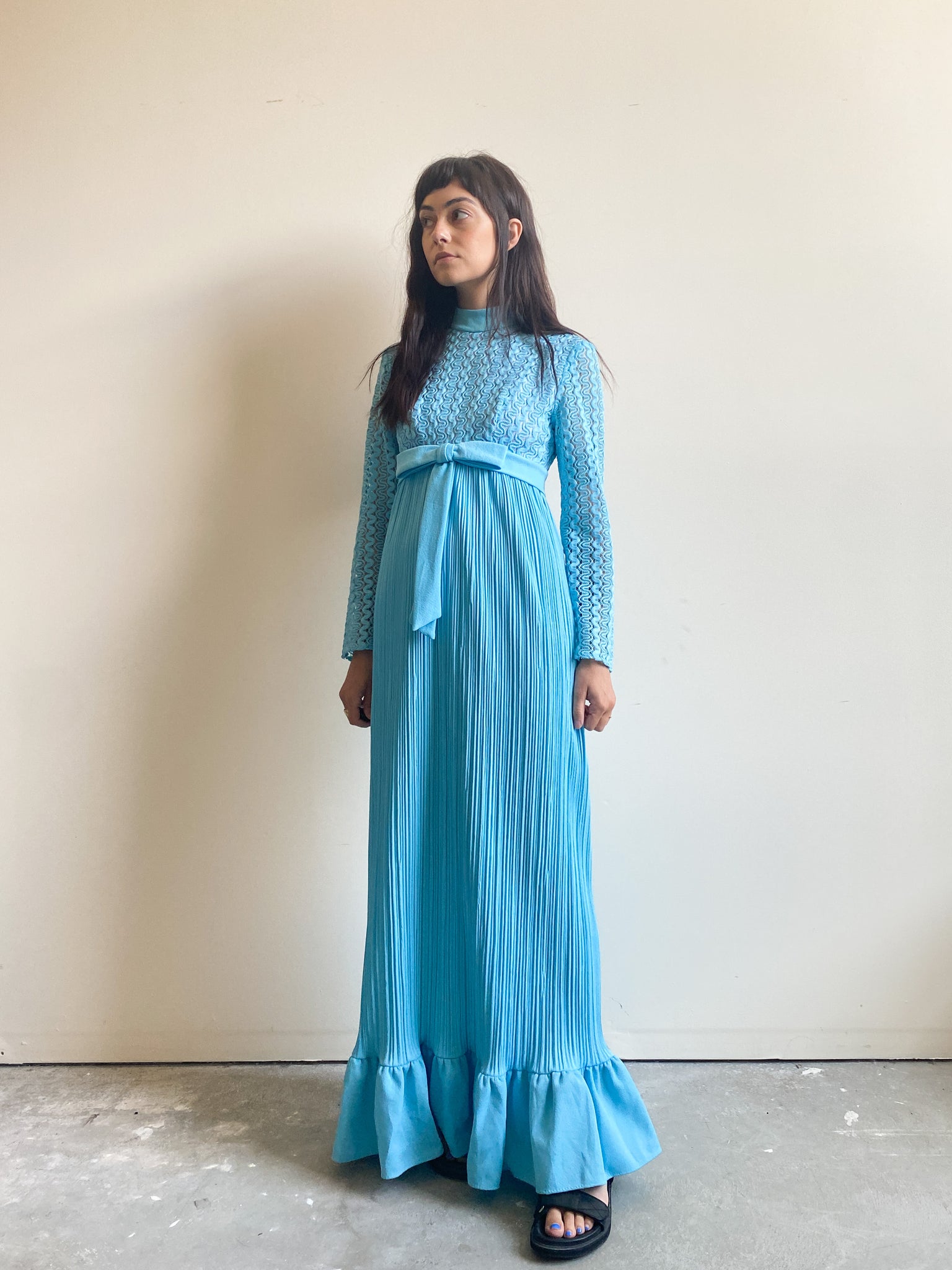 Blue Vintage Long Sleeve Polyester Pleated Maxi Dress with Bow Belt (S)