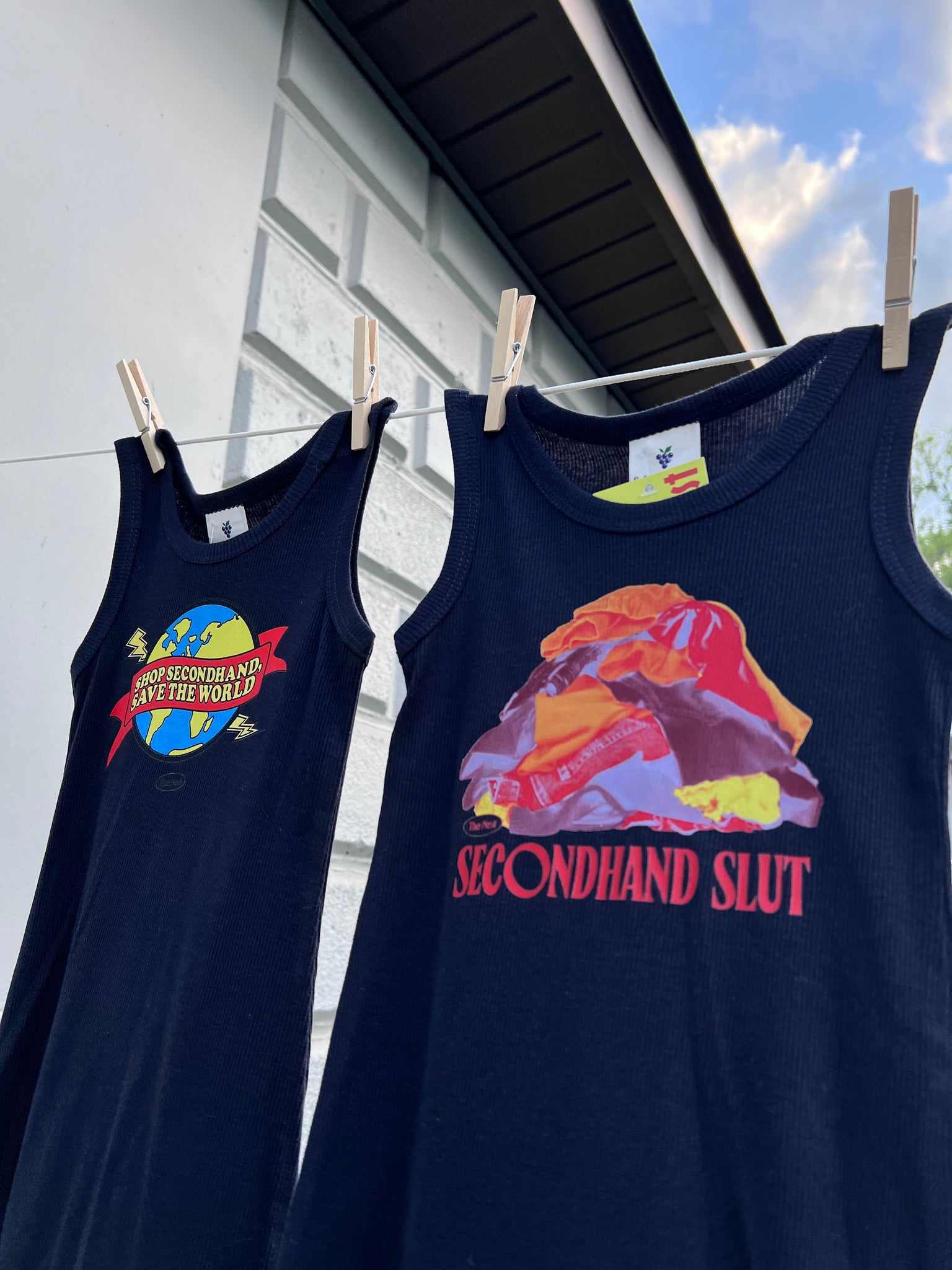Tanks (printed on secondhand)