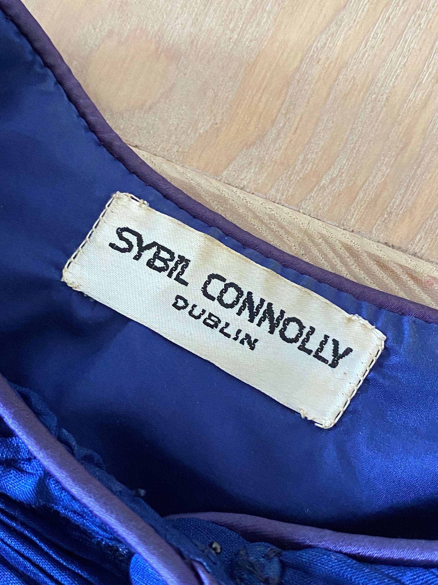 RARE Vintage Sybil Connolly Pleated Jacket, Skirt, & Belt Suit Set (S)