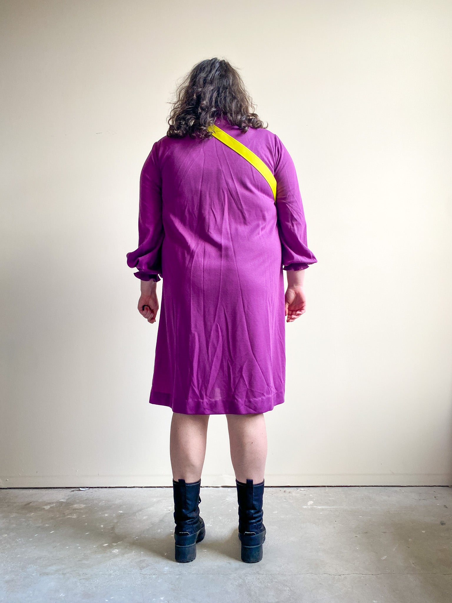 Vintage Purple Ruffle Collar Dress (3XL)