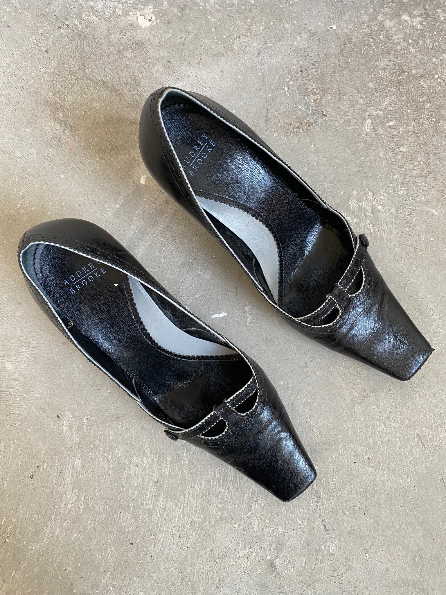 Black Peter Kaiser Leather Heels (7)