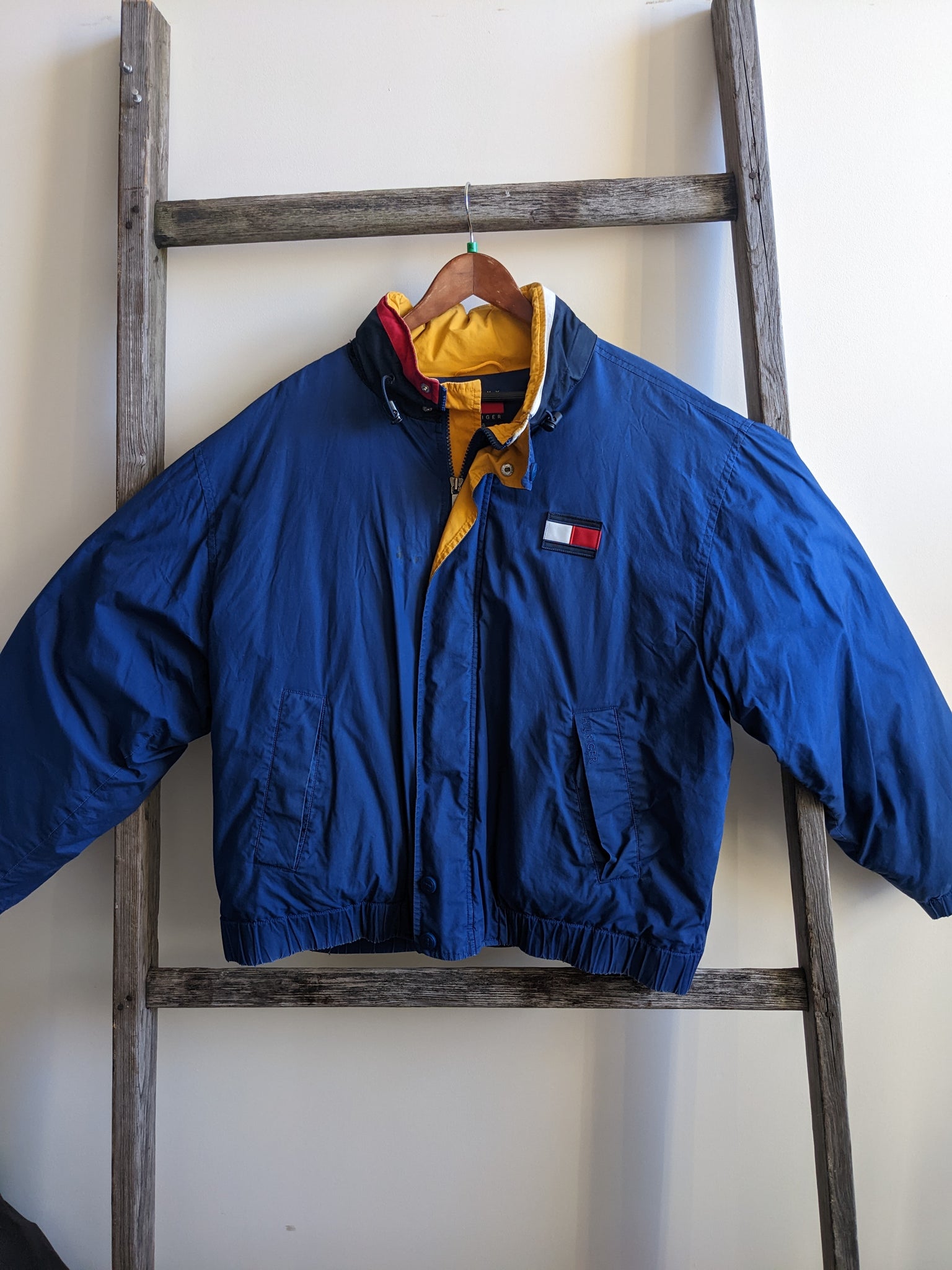 Tommy Hilfiger Vintage Winter Jacket (XL)